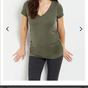Maternity T Shirt
V-Neck
Side Ruched
Rayon/ Spandex
Jersey Knit
Machine Washable